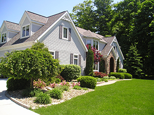 Landscapers and Lawncare Services in Hampton, IA